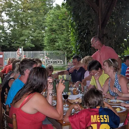 Holiday home Domaine Du Bourg Gannay-sur-Loire